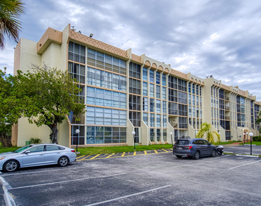 2000 Atlantic Shores Boulevard - Photo Thumbnail 45