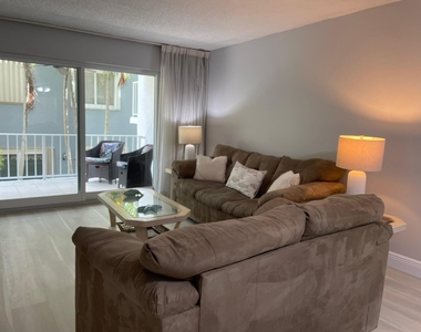 4629 Poinciana Street - Photo Thumbnail 11
