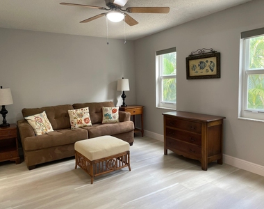 4629 Poinciana Street - Photo Thumbnail 6