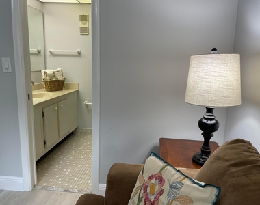 4629 Poinciana Street - Photo Thumbnail 24
