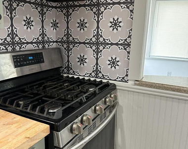 1329 Nw Antoch Avenue - Photo Thumbnail 7