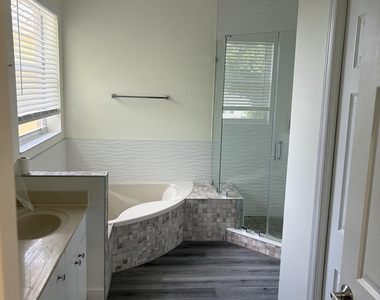 9860 Nw 20th Court - Photo Thumbnail 12