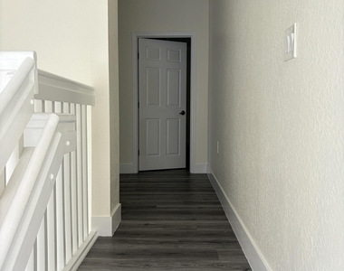9860 Nw 20th Court - Photo Thumbnail 7