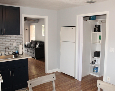 1558 Ne 30th Street - Photo Thumbnail 18