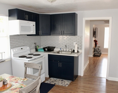 1558 Ne 30th Street - Photo Thumbnail 14
