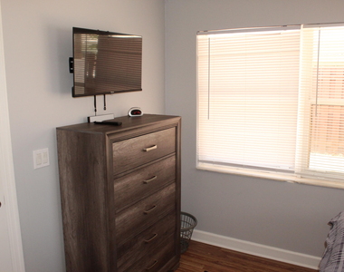 1558 Ne 30th Street - Photo Thumbnail 24