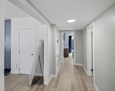 836 Ne 17th Terrace - Photo Thumbnail 21