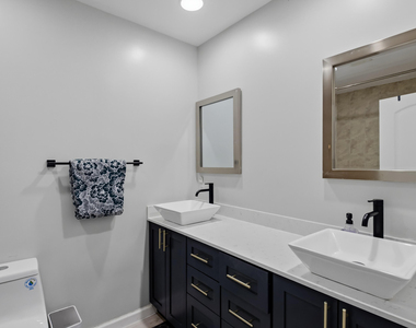 836 Ne 17th Terrace - Photo Thumbnail 18