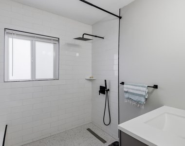 836 Ne 17th Terrace - Photo Thumbnail 25