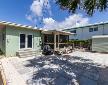 836 Ne 17th Terrace - Photo Thumbnail 32