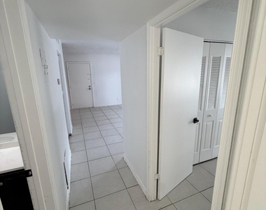 1500 N Congress Avenue - Photo Thumbnail 14