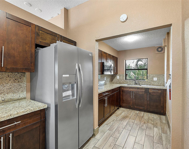 31 Columbia Court - Photo Thumbnail 40