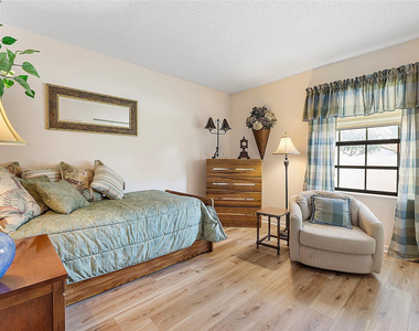 31 Columbia Court - Photo Thumbnail 27