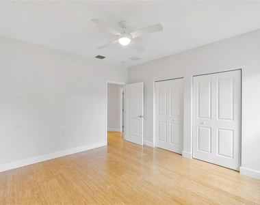 825 Ne 17th Way - Photo Thumbnail 20