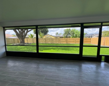 158 Cordoba Circle - Photo Thumbnail 12