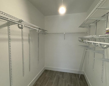 158 Cordoba Circle - Photo Thumbnail 7