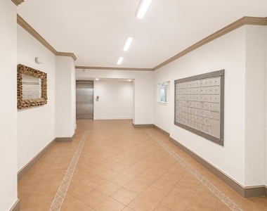 711 N Pine Island Road - Photo Thumbnail 1
