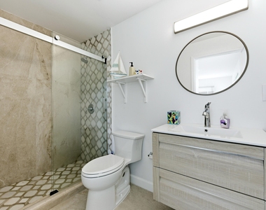 221 Princeton Drive - Photo Thumbnail 18