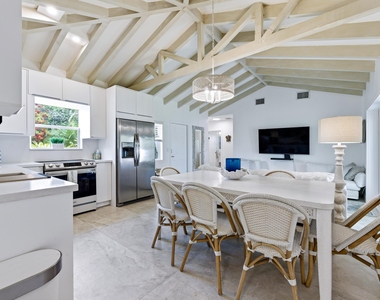 221 Princeton Drive - Photo Thumbnail 8