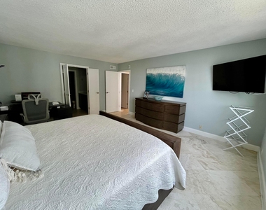 5440 N Ocean Drive - Photo Thumbnail 27
