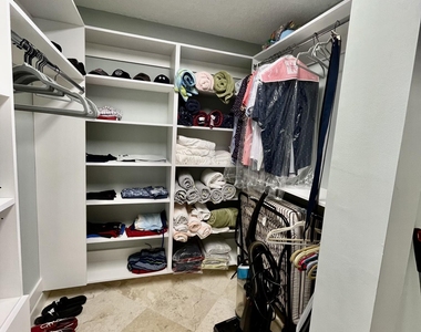 5440 N Ocean Drive - Photo Thumbnail 34