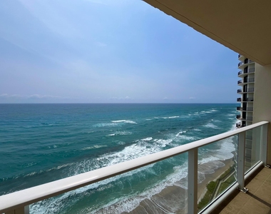 5440 N Ocean Drive - Photo Thumbnail 19