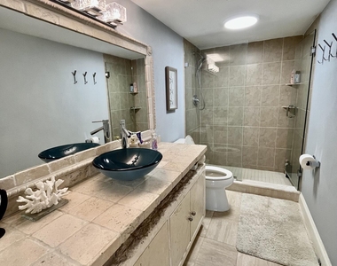 5440 N Ocean Drive - Photo Thumbnail 24