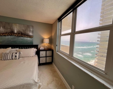 5440 N Ocean Drive - Photo Thumbnail 37