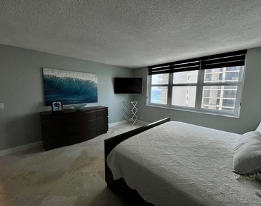 5440 N Ocean Drive - Photo Thumbnail 28