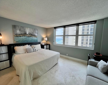 5440 N Ocean Drive - Photo Thumbnail 35