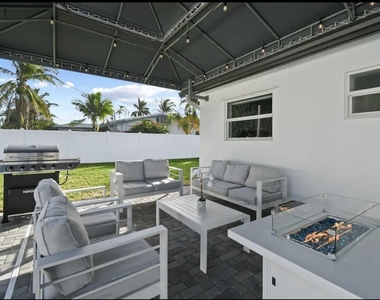 5040 Ne 22nd Avenue - Photo Thumbnail 12