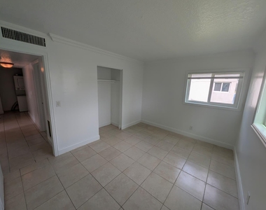 817 Lighthouse Drive - Photo Thumbnail 14