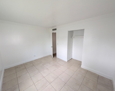 817 Lighthouse Drive - Photo Thumbnail 8
