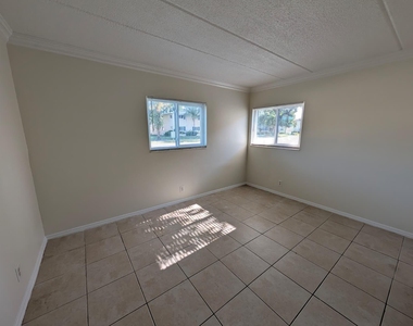 817 Lighthouse Drive - Photo Thumbnail 18