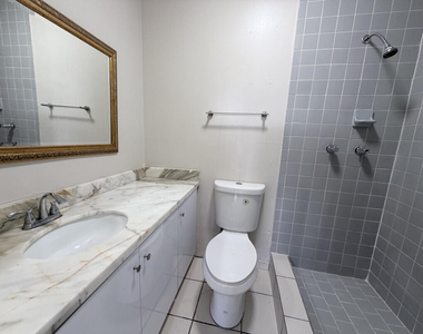 639 Sw 3rd Terrace - Photo Thumbnail 8