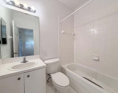 933 Ne 42nd Avenue - Photo Thumbnail 11
