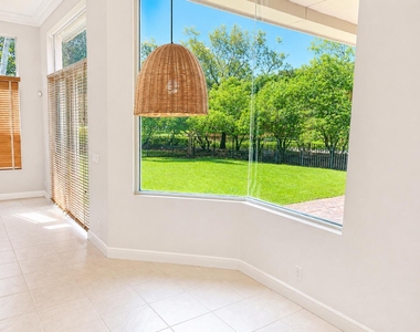 7441 Nw 115th Terrace - Photo Thumbnail 6