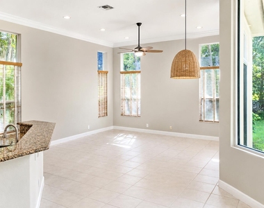 7441 Nw 115th Terrace - Photo Thumbnail 4