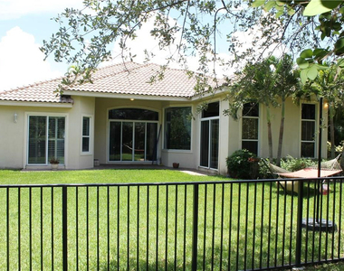 7441 Nw 115th Terrace - Photo Thumbnail 13