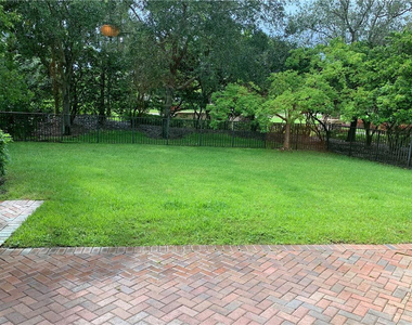 7441 Nw 115th Terrace - Photo Thumbnail 18