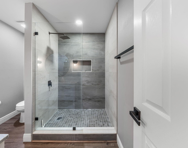 11771 St Andrews Place - Photo Thumbnail 17