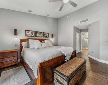11771 St Andrews Place - Photo Thumbnail 16