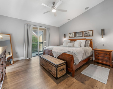 11771 St Andrews Place - Photo Thumbnail 15