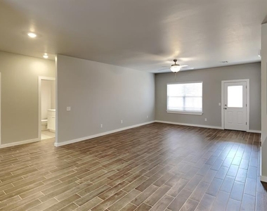12432 Armstrong Drive - Photo Thumbnail 2