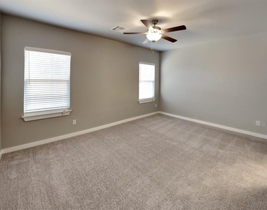 12432 Armstrong Drive - Photo Thumbnail 8