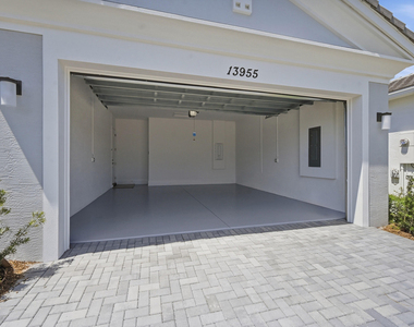 13955 Spruce Pine Drive - Photo Thumbnail 36