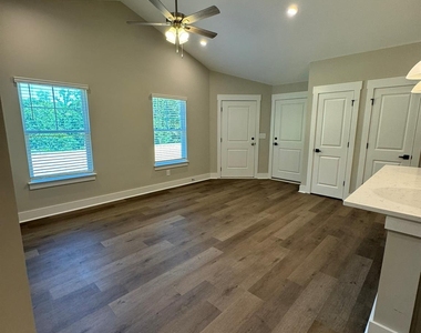 147 Brawley Villas Place - Photo Thumbnail 3
