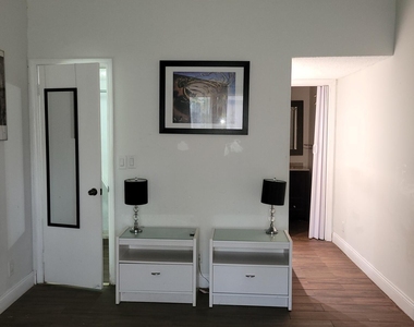 3605 Nw 21st Court - Photo Thumbnail 23