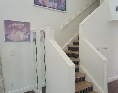 3605 Nw 21st Court - Photo Thumbnail 10