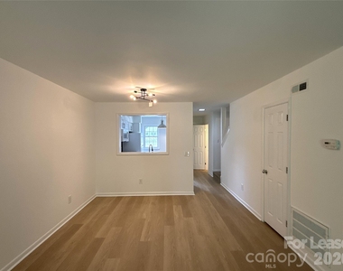6034 Heath Valley Road - Photo Thumbnail 5